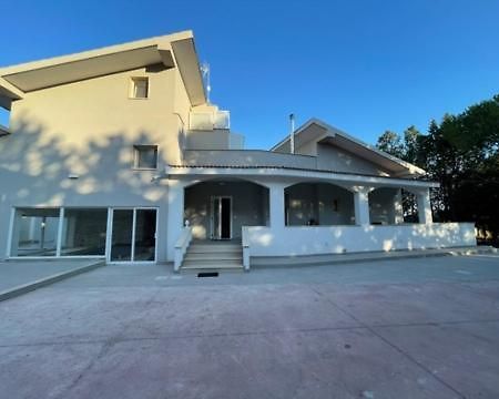 B&B A Pochi Passi Dal Mare Giovinazzo Luaran gambar