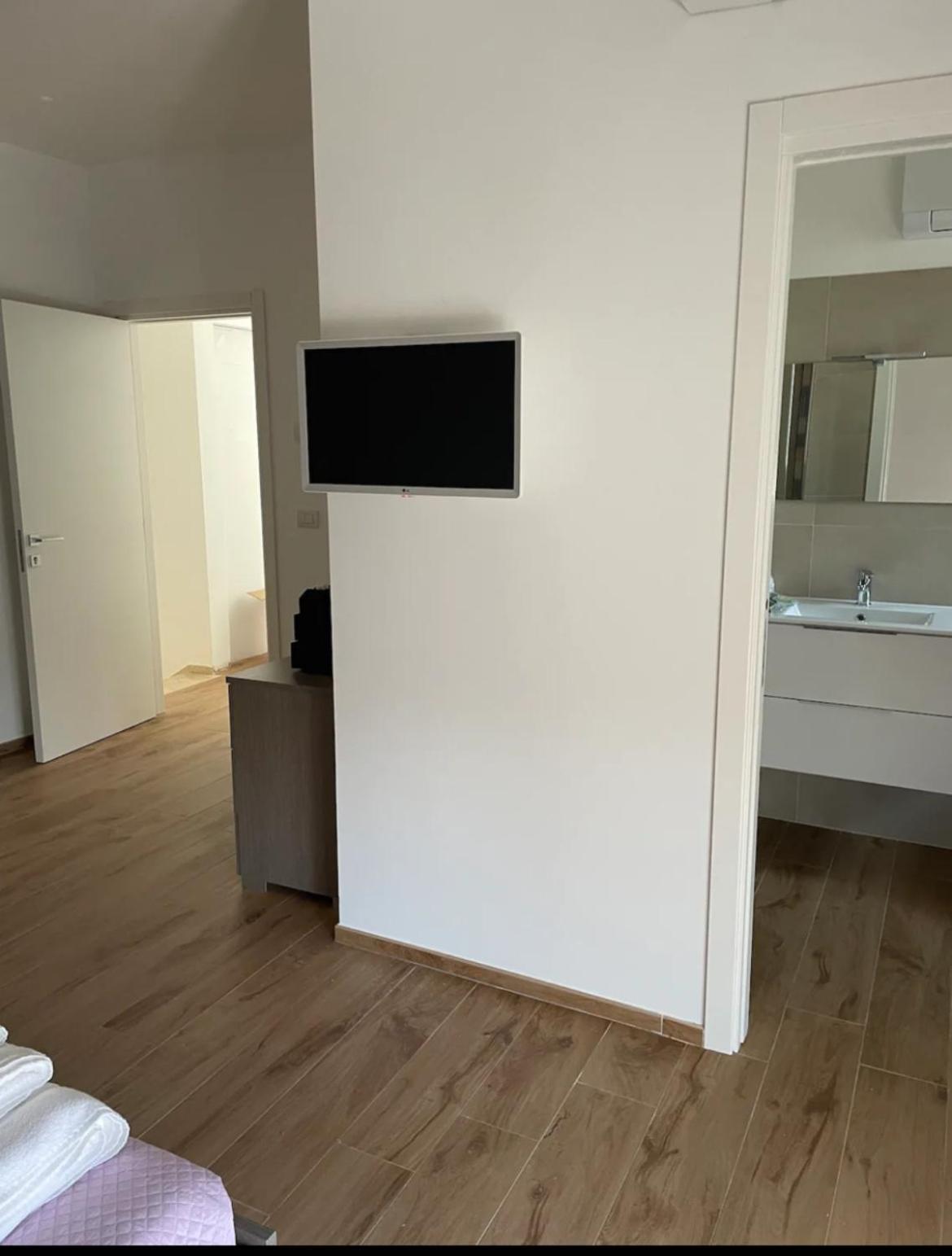 B&B A Pochi Passi Dal Mare Giovinazzo Luaran gambar